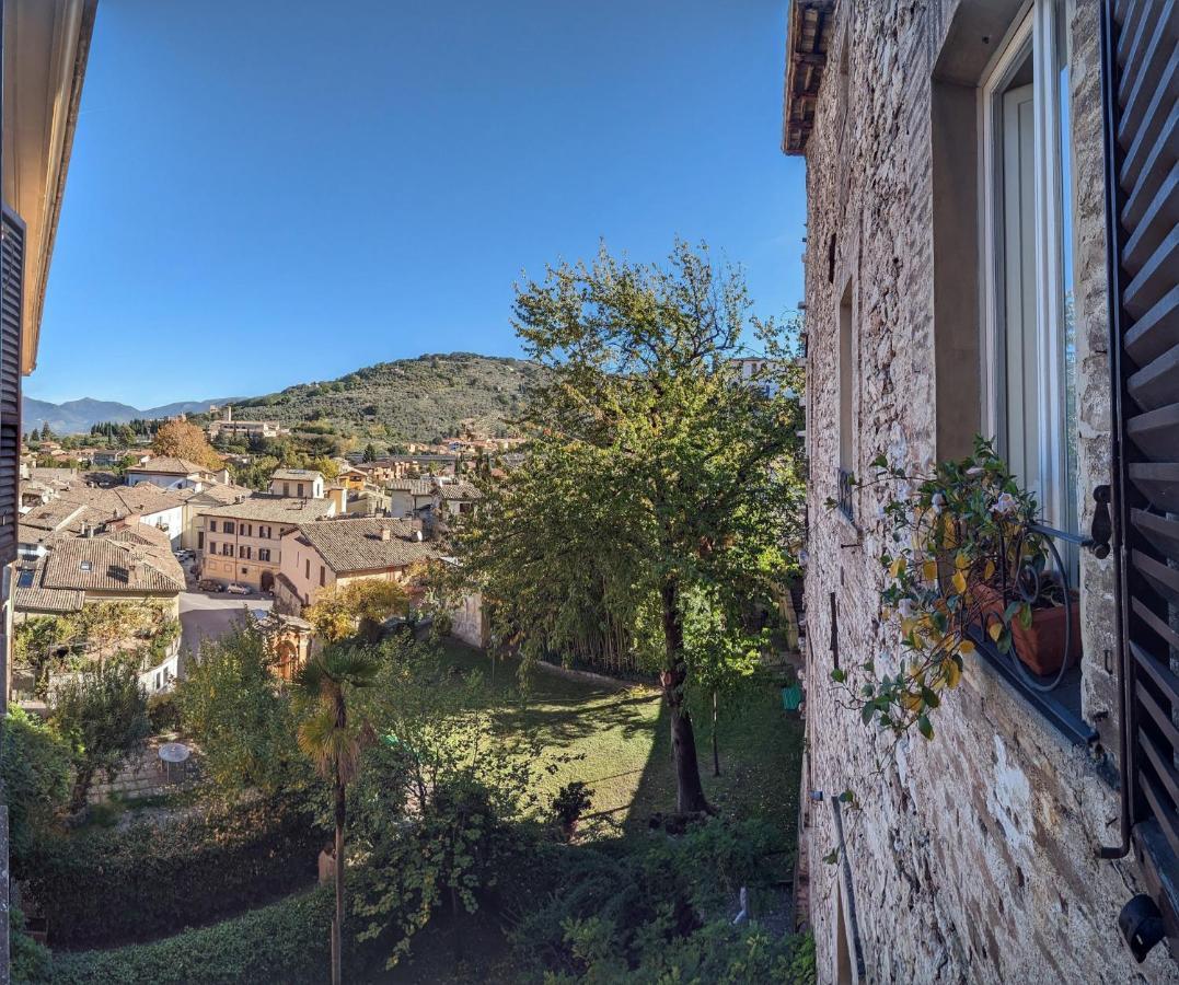 Lizium Spoleto Apartamento Exterior foto